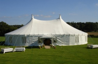 marquee_wedding_summer